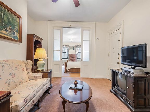 5th image of 111 Ainslie St