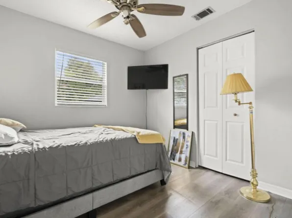 (undisclosed Address), Largo, FL 33778