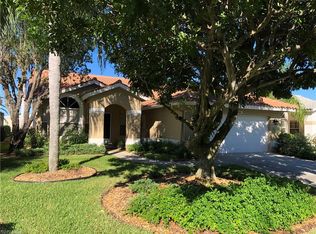 16308 Kelly Woods Dr, Fort Myers, FL 33908