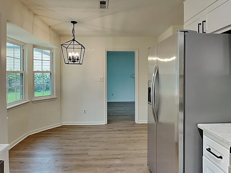 4418 Englewood Rd — Photo 9