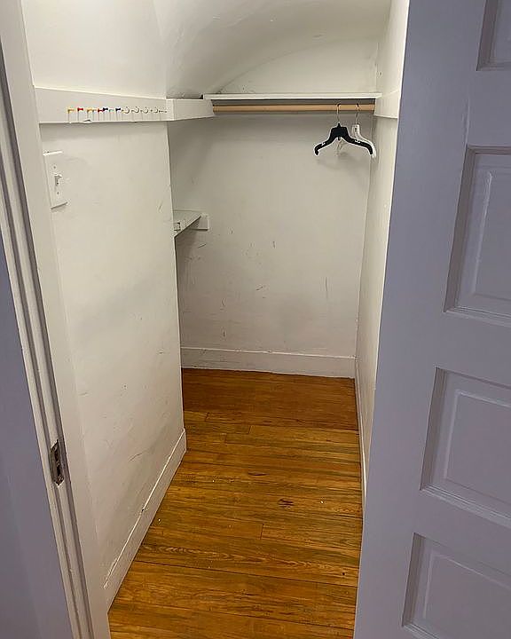 walk in closet