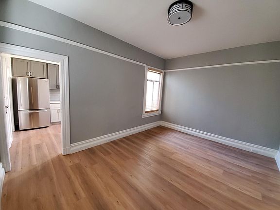 2nd image of 2161 Mason St