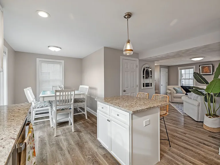 70 Brissette Ave — Photo 5