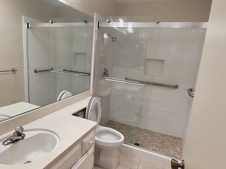 613 Edgebrook Ct — Photo 25