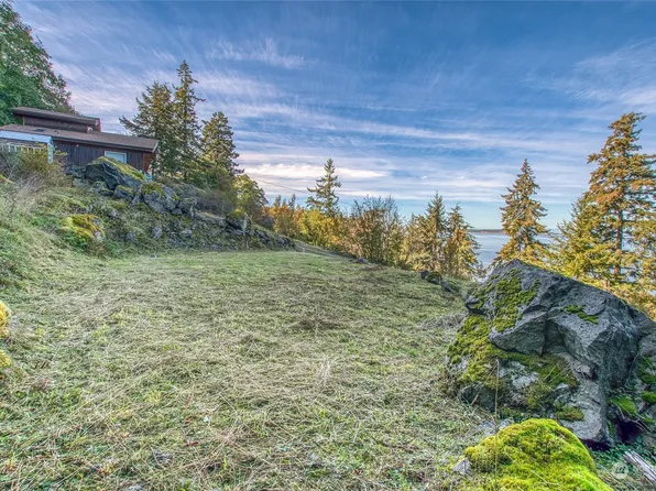 346 Raccoon Point Road, Orcas Island, WA 98245