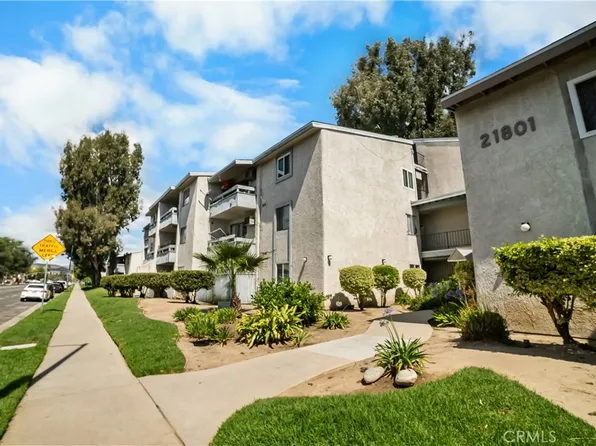 21801 Roscoe Blvd Unit 206, Canoga Park, CA 91304