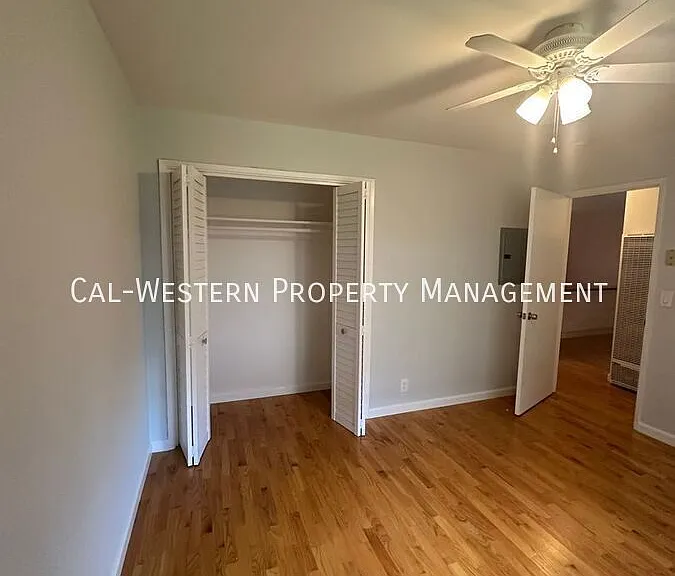 250 Palo Alto Ave #1 — Photo 20
