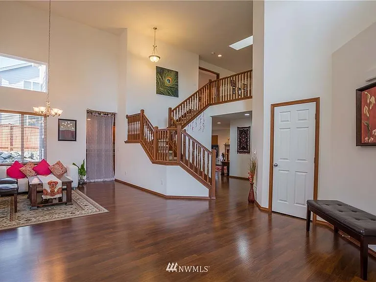3203 172nd St SE — Photo 3