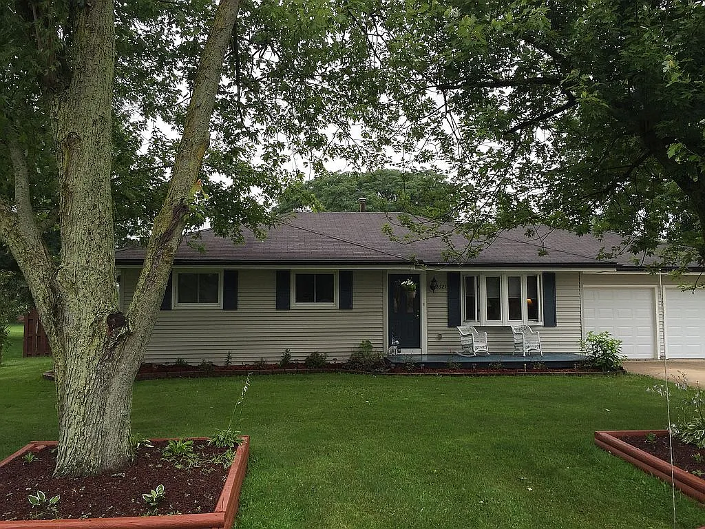 2621 S Faircrest Ln photo 1
