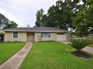 6202 Pineway Blvd, Houston, TX 77023