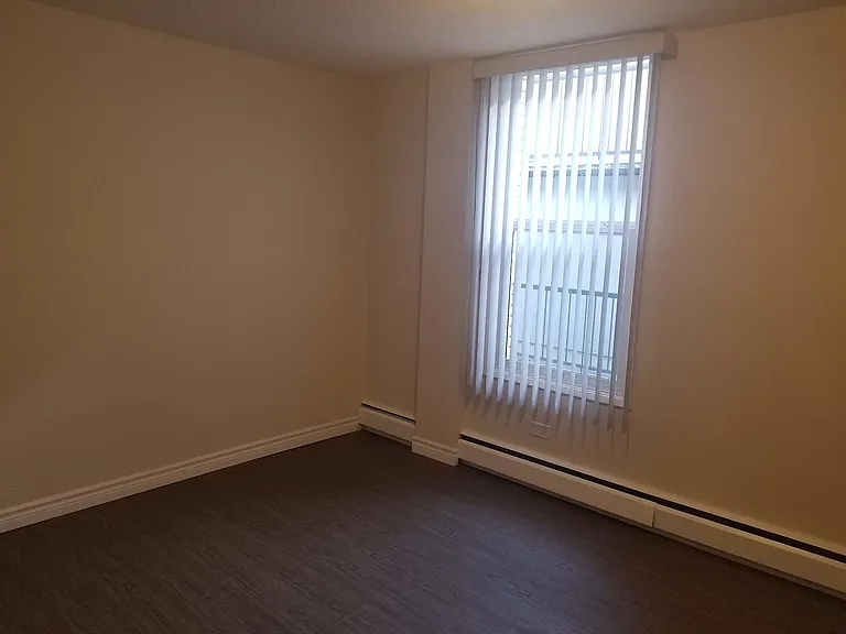 2315 14a St SW #9 — Photo 11