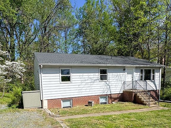 2nd image of 107 Park Ln W #A