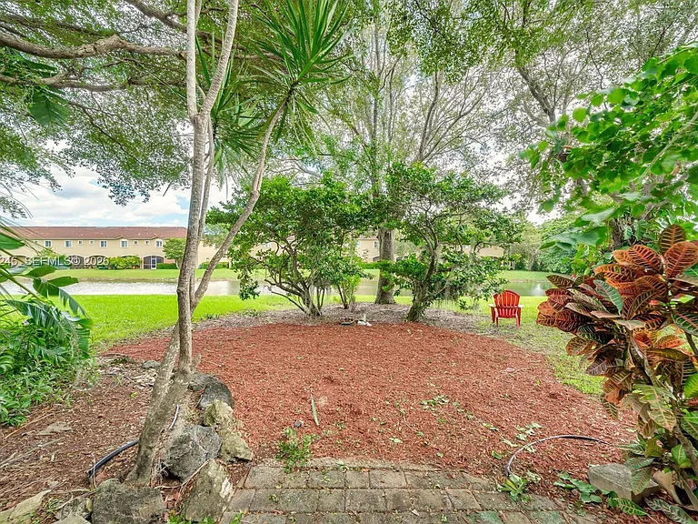 8040 Sanibel Dr #8040 — Photo 25