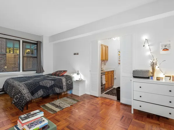 240 East 46th Street image 1 of 15