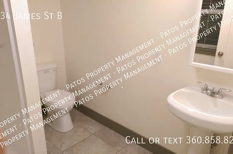 1734 James St #B — Photo 3