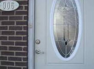 906 Pittsburgh St, N Versailles, PA