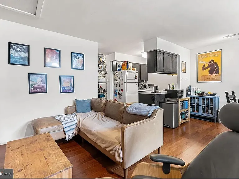 759 N Ringgold St #B — Photo 11