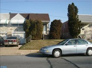 9757 Wistaria St, Philadelphia, PA 19115