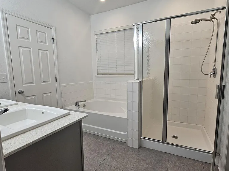 371 Heritage Oaks Dr — Photo 10