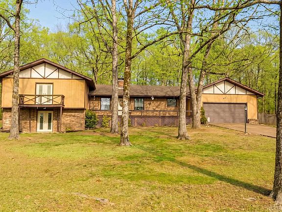 3rd image of 50 Linda Ln