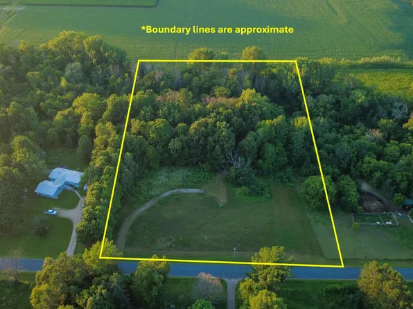 E2505 570th Ave, Menomonie, WI 54751