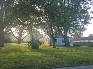 208 N Manhattan Ave, Muncie, IN 47303