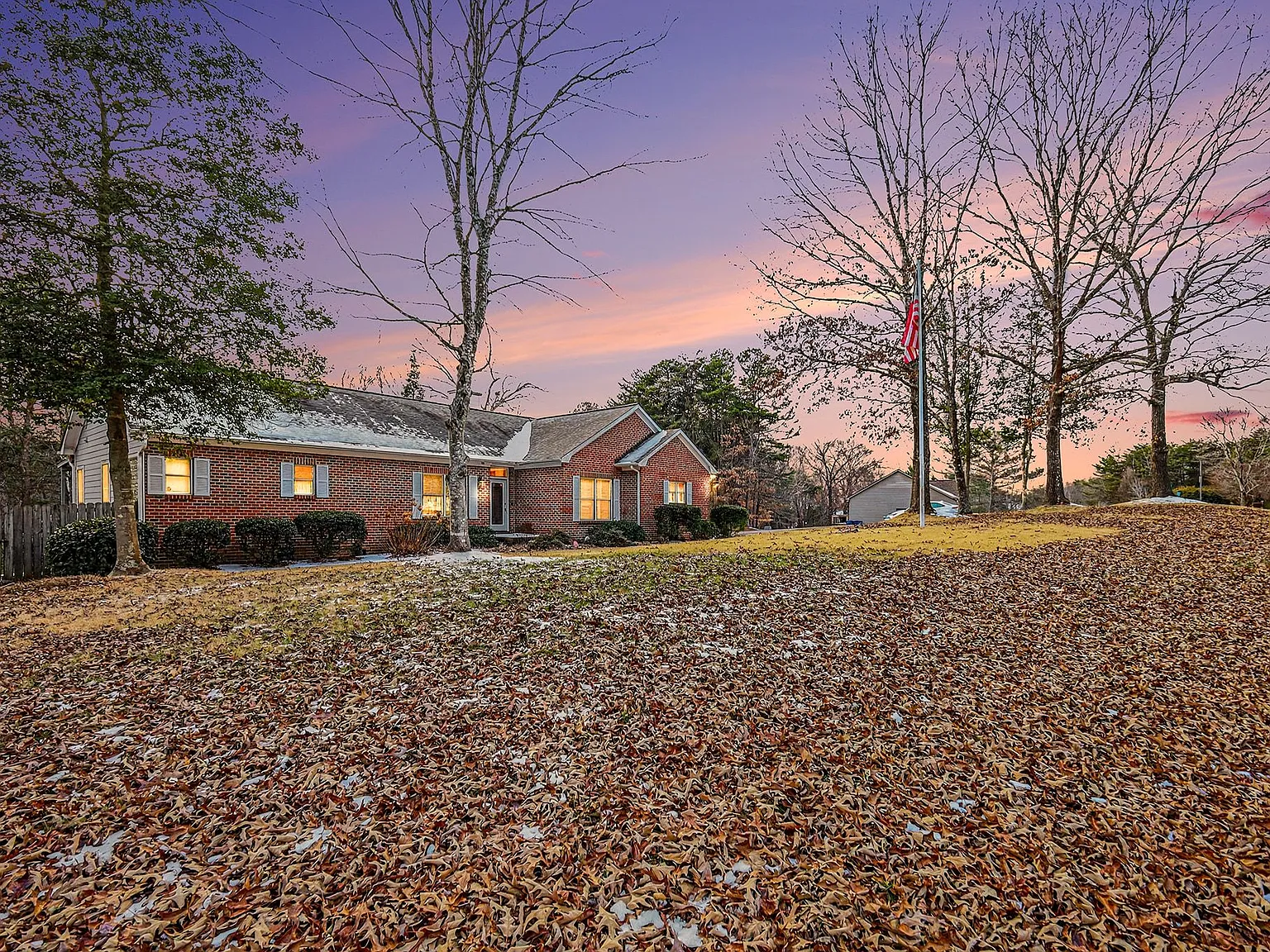 3 bed, 1785 sqft, $2,095 — Photo 3
