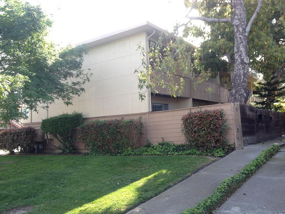 1st image of 746 Sutter Ave