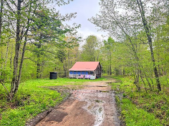 14th image of Laplante Rd