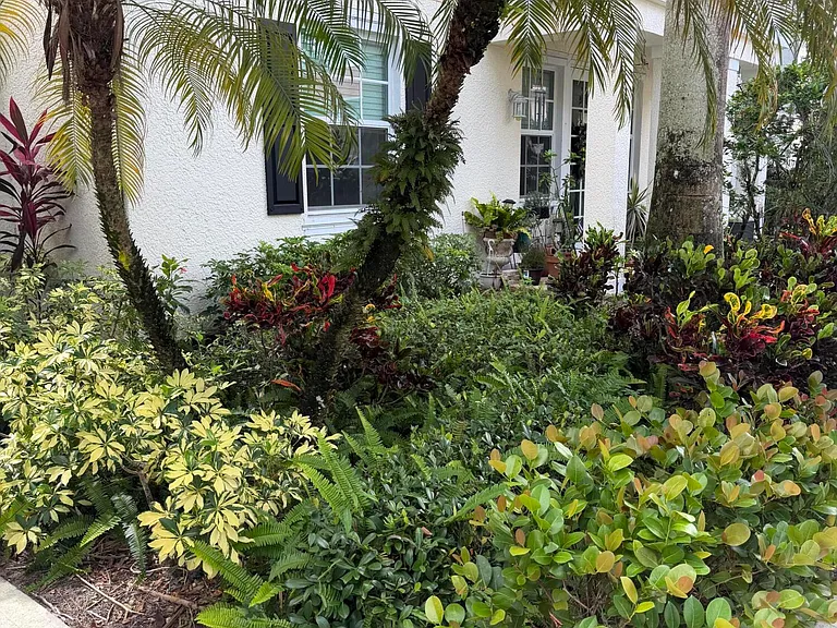 275 Murcia Dr #208 — Photo 117