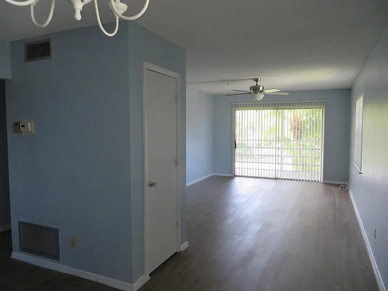 37 Vista Gardens Trl #201 — Photo 8