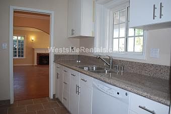 4th image of 214 W Ash Ave
