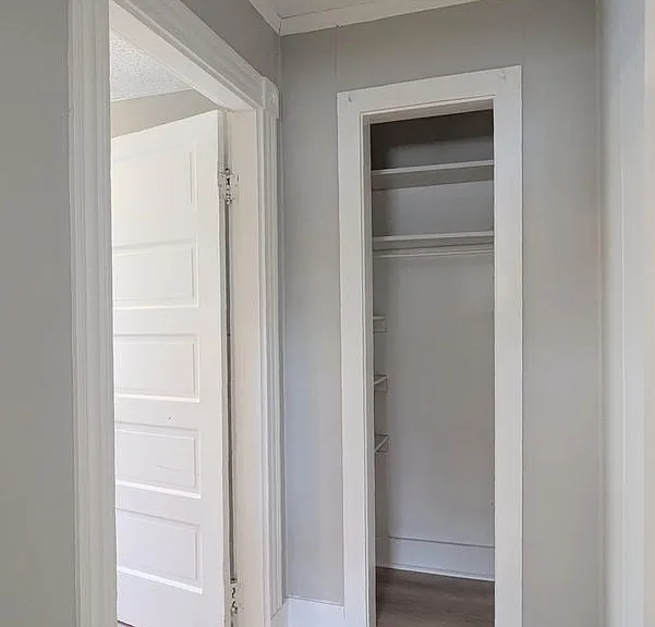 129 College Ave — Photo 8