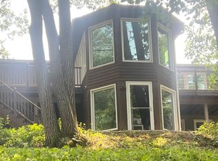 271 Sandy Point Ct NE, Rochester, MN 55906