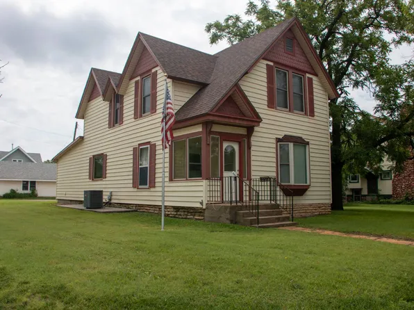 722 N Hersey Ave, Beloit, KS 67420