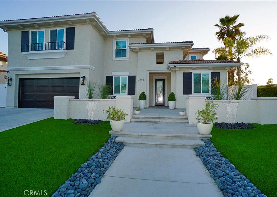 1st image of 23523 Taft Ct