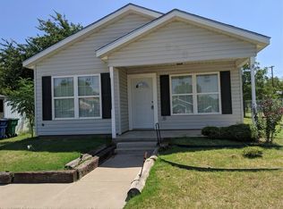 909 Tennessee St, Graham, TX 76450