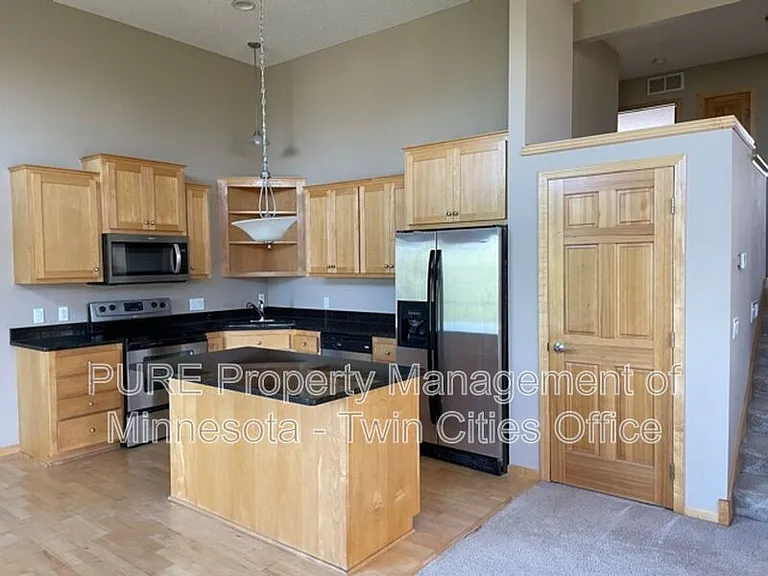 3152 Legacy Ln — Photo 6