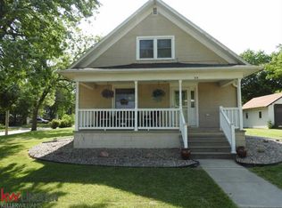 519 S Cherry St, Friend, NE 68359