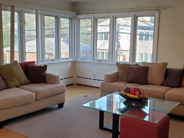 653 New York Ave #2, Lyndhurst, NJ 07071