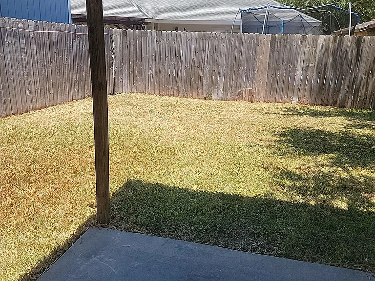 5322 Inverness Dr — Photo 2