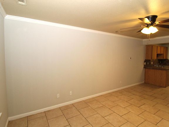 3rd image of 2068 N Leverett Ave #3