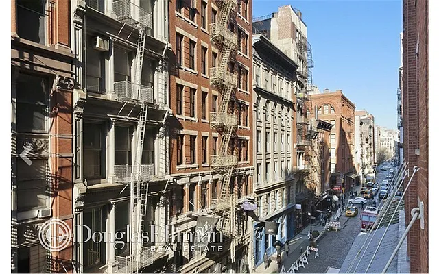 Sold by Douglas Elliman | media 21