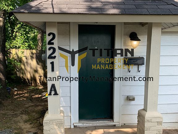 2nd image of 221A Magnolia St #0