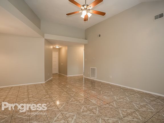 2nd image of 22030 Kenlake Dr