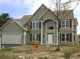 417 E Moreno Dr, Rochester, NY 14626