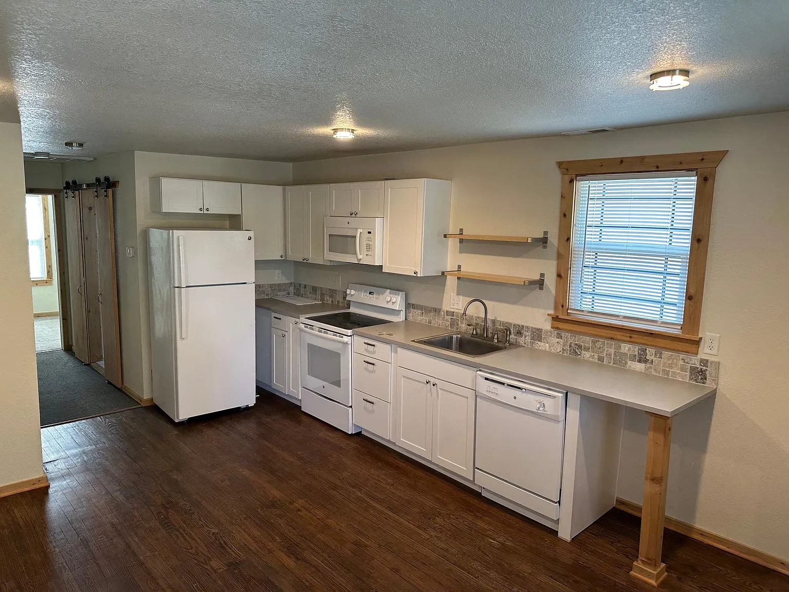 1 bed, 500 sqft, $1,000 — Photo 1