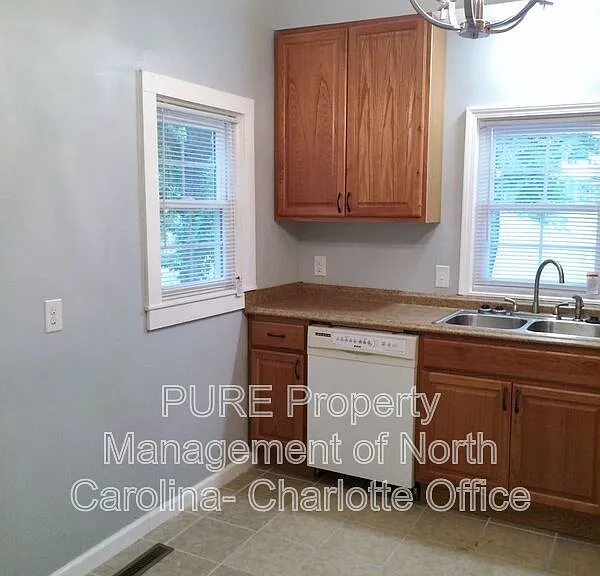 179 Booker Dr SW — Photo 2