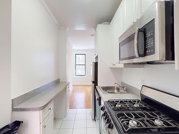 5th image of 711 2nd Ave APT 5A