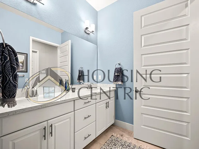 3061 Calypso Cir — Photo 42